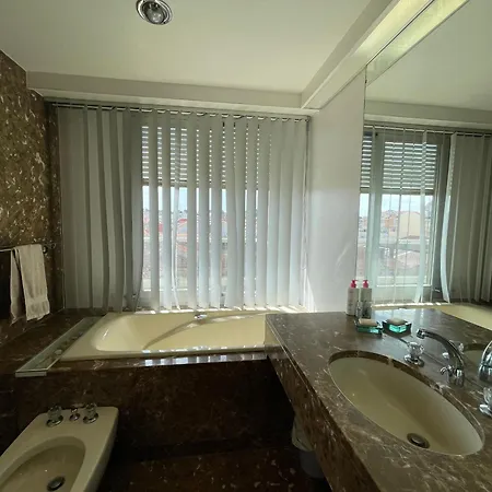 4 Au Dernier Etage Avec Immense Terrasse Face Au Bassin A - Fr-1-420-122 Arcachon