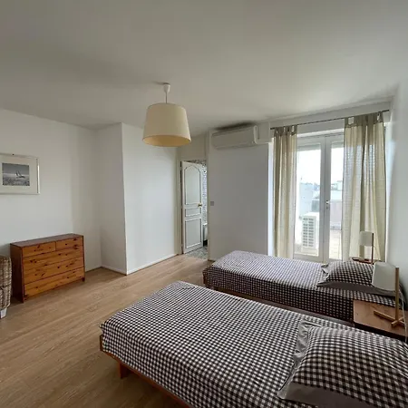 4 Au Dernier Etage Avec Immense Terrasse Face Au Bassin A - Fr-1-420-122