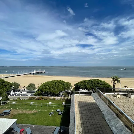 4 Au Dernier Etage Avec Immense Terrasse Face Au Bassin A - Fr-1-420-122 Apartment Arcachon