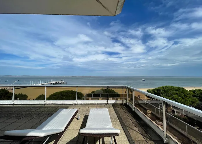 4 Au Dernier Etage Avec Immense Terrasse Face Au Bassin A - Fr-1-420-122 Апартаменти *